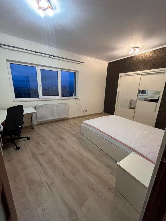 OFERTA! Apartament decomandat de 2 camere, 75mp, 2 garaje, Zorilor