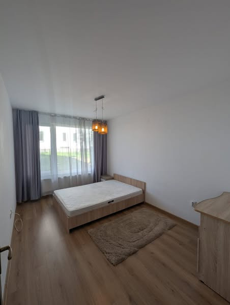 Apartament la cheie, 2 camere decomandate , zona Zorilor.