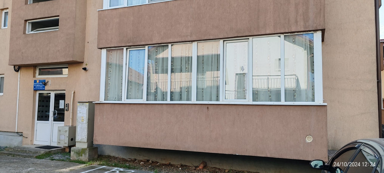 Apartament de 2 camere, 48mp, balcon, parcare, zona Somesului