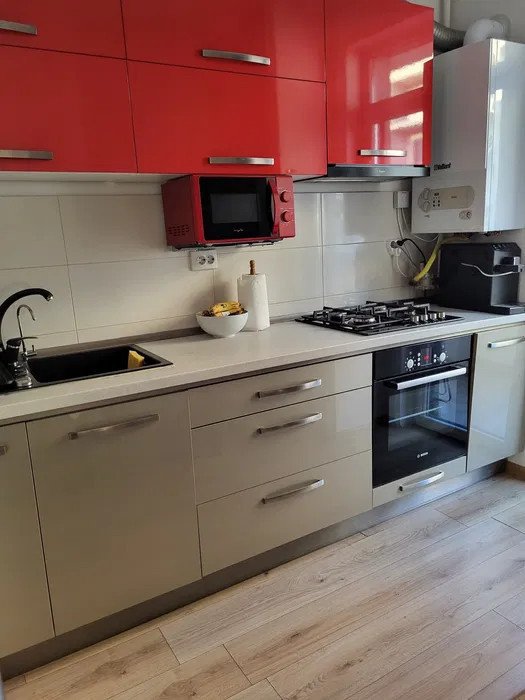 Apartament de vanzare, 3 camere, 69mp, parcare subterana, Sopor