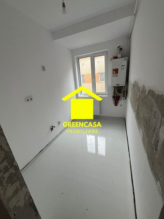 Apartament 2 camere, 58 mp, balcon, finisat, zona Eroilor 