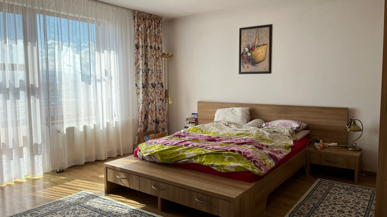 Casă Insiruita spațioasă într-o zonă cu priveliște deosebită