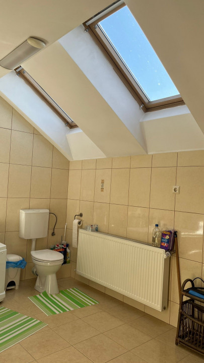 Casă Insiruita spațioasă într-o zonă cu priveliște deosebită