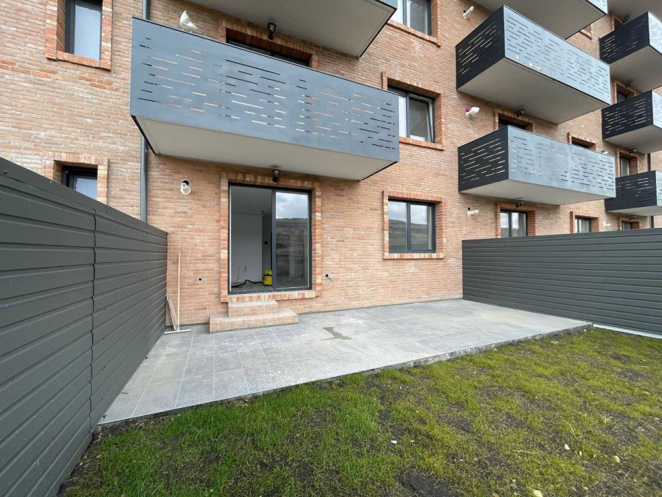 Apartament cu 2 camere + gradina si terasa in Beta Residence, Chinteni