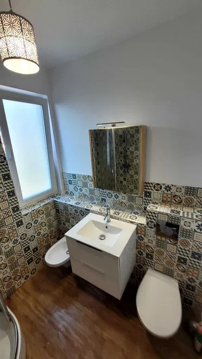 Apartament 2 camere,43mp,balcon 7nmp,parcare ,zona Parc Poligon