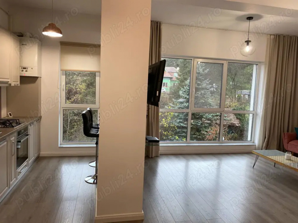 Apartament 3 camere, 80 mp, parcare, zona Taietura Turcului