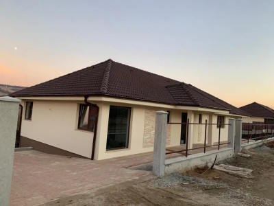 Casa pe un nivel, in Popesti Baciu, 120mp utili, 600mp teren