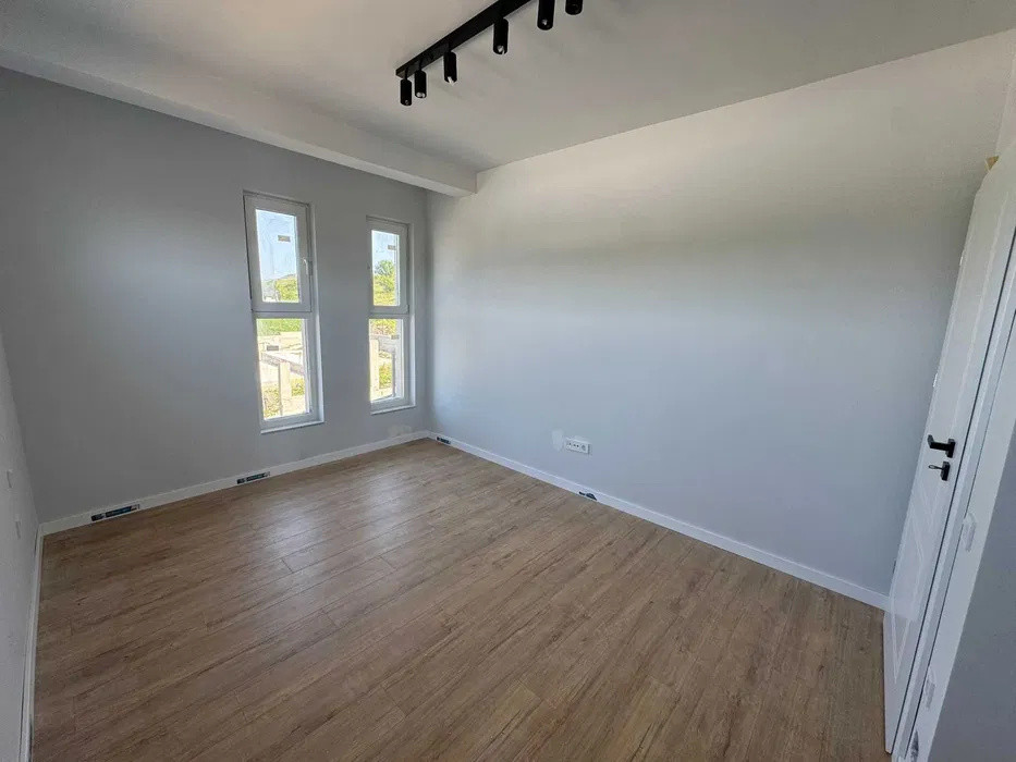 Duplex finisat, 120mp si teren 350mp, la intrare in Chinteni