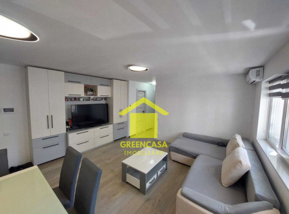 Apartament 3 camere, 2 balcoane, 2 parcari, zona Cetatii, Floresti