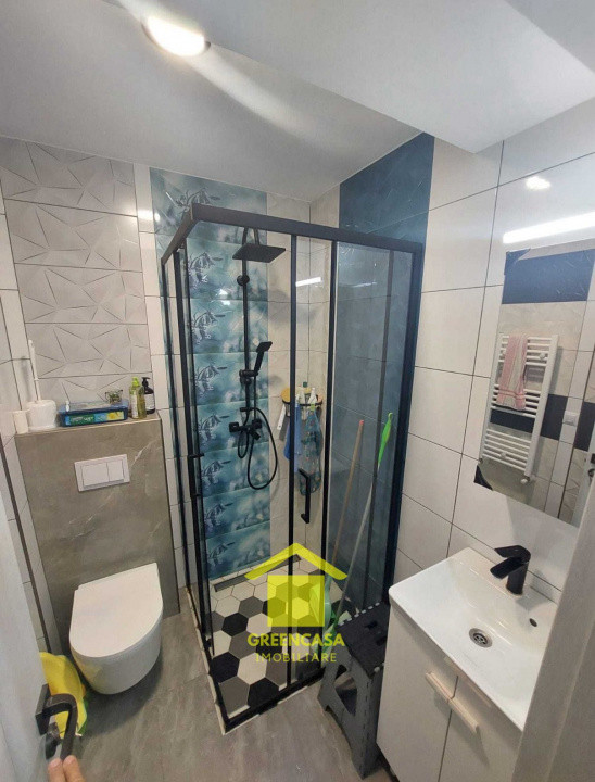 Apartament 3 camere, 2 balcoane, 2 parcari, zona Cetatii, Floresti