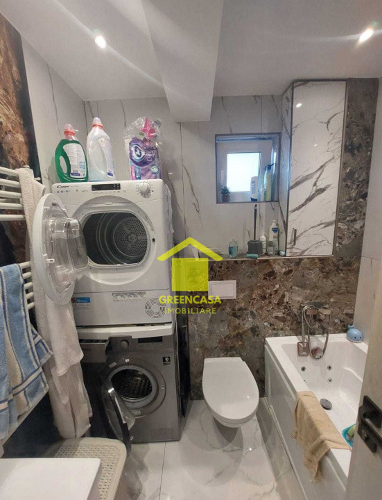 Apartament 3 camere, 2 balcoane, 2 parcari, zona Cetatii, Floresti