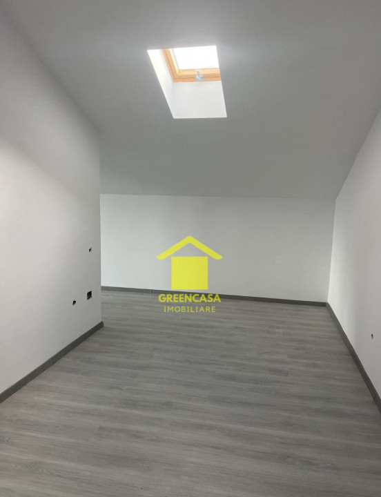 Apartament 2 camere, parcare, Floresti, Teilor