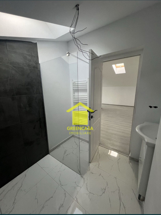 Apartament 2 camere, parcare, Floresti, Teilor