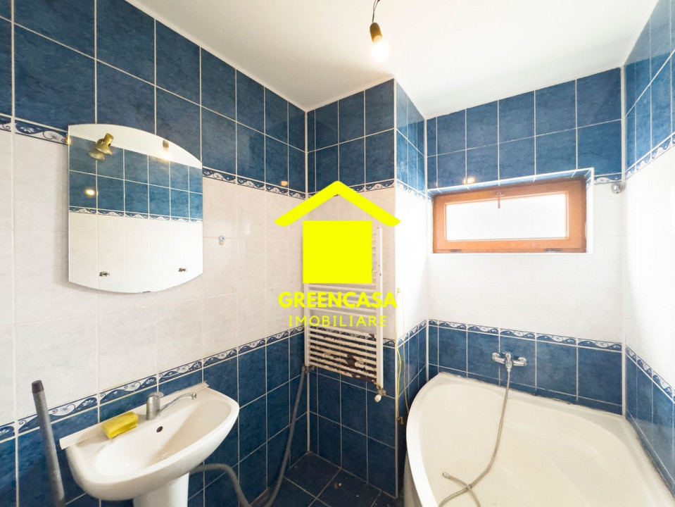 Apartament 2 camere, parcare, pod, Floresti