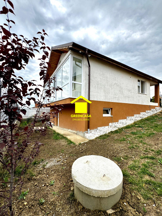 NOU pe Piața!!!Casa individuala Campenesti , suprafata teren 300 mp.