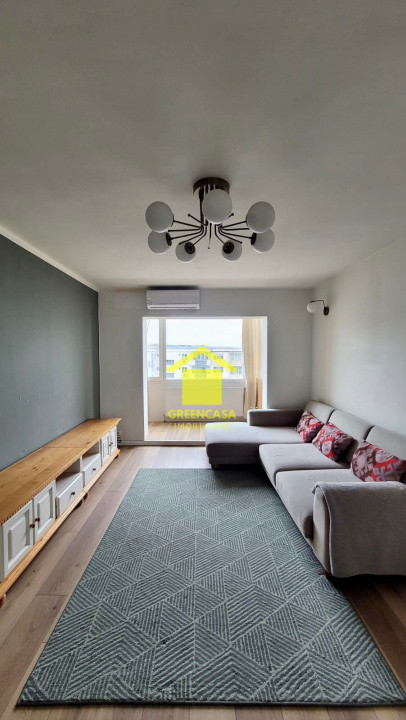 Apartament 3 camere decomandate, boxa la subsol, cartier Intre Lacuri