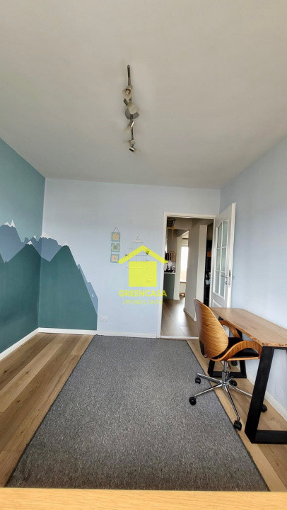 Apartament 3 camere decomandate, boxa la subsol, cartier Intre Lacuri