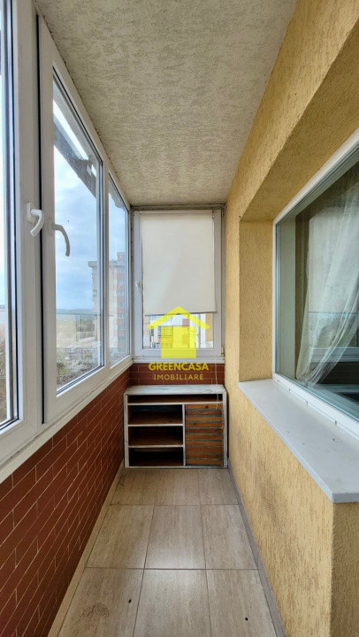 Apartament 3 camere decomandate, boxa la subsol, cartier Intre Lacuri