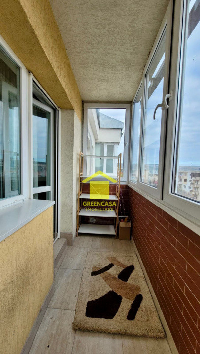 Apartament 3 camere decomandate, boxa la subsol, cartier Intre Lacuri