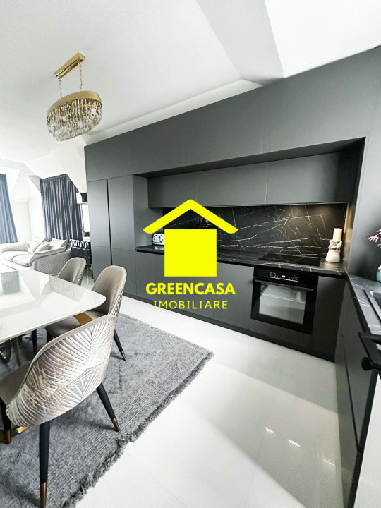 Apartament superfinisat, 3 camere, 5 balcoane, 2 bai, parcare, zona Vivo