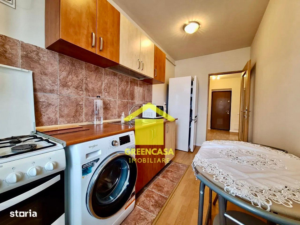 Apartament cu o camera, balcon, zona Eroilor, Floresti