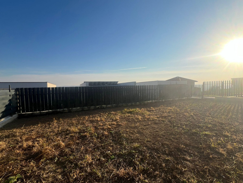 Duplex semifinisat, 160mp cu teren de 200mp, zona Voronet