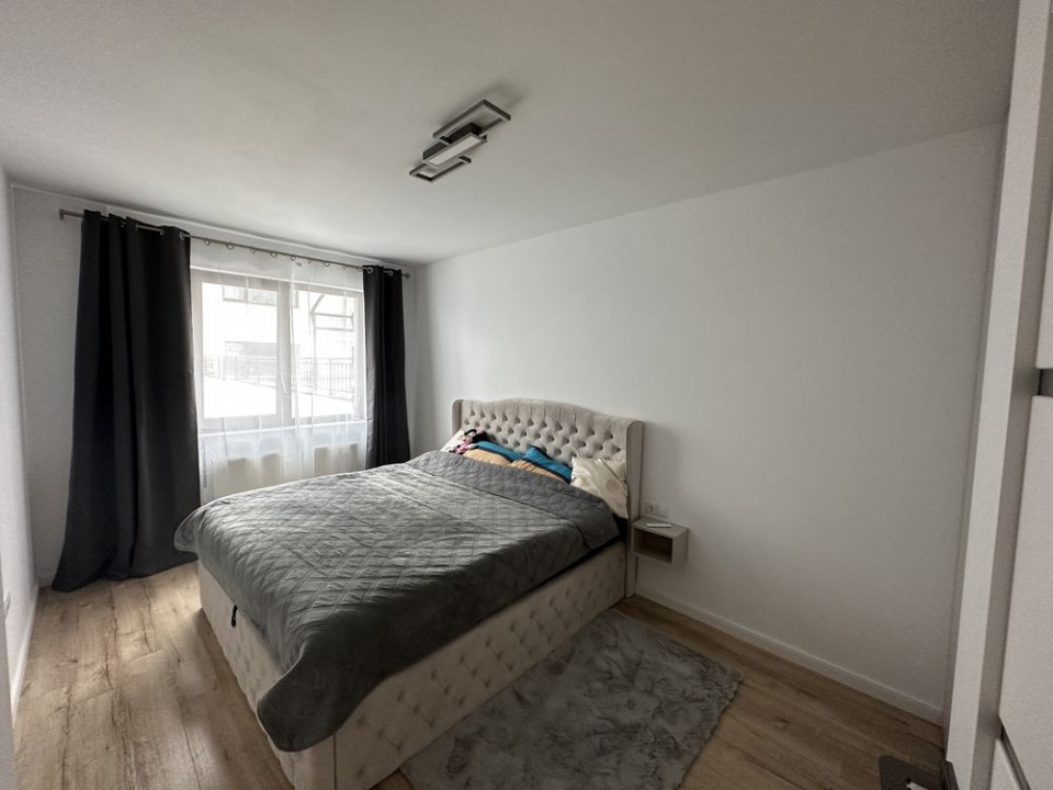Apartament 2 camere zona Sub Cetate + terasa+ boxa