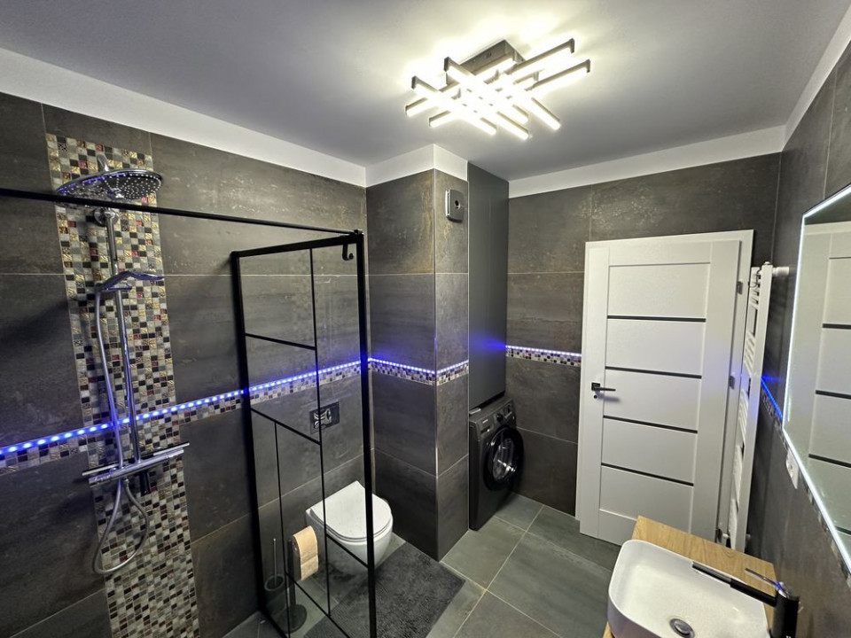 Apartament 2 camere zona Sub Cetate + terasa+ boxa