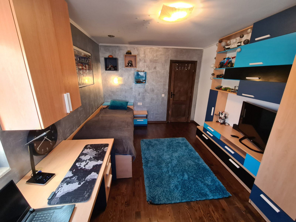 Casă individuală de vânzare în Dezmir — complet mobilată și utilată!