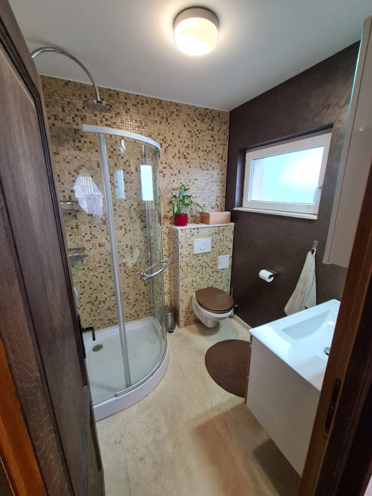 Casă individuală de vânzare în Dezmir — complet mobilată și utilată!