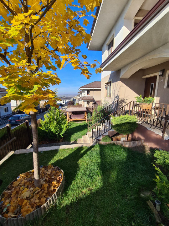 Casă individuală de vânzare în Dezmir — complet mobilată și utilată!