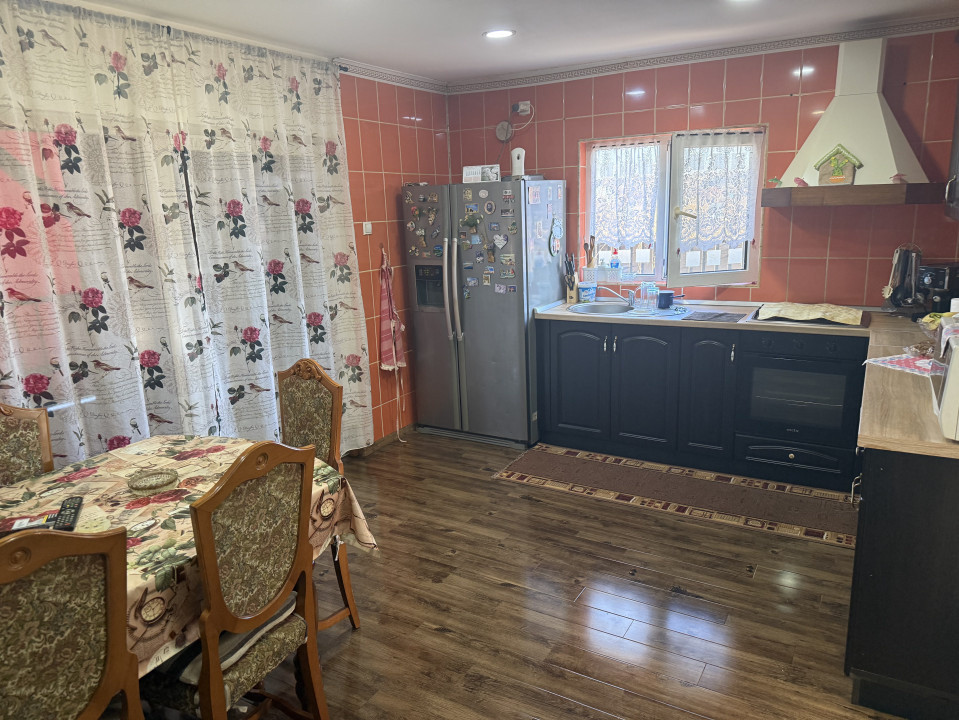 Casă unifamilială, Jucu de Mijloc, 160mp utili 