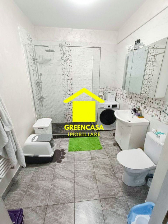 Apartament de 3 camere, 61 mp utili ,zona Sesul de sus