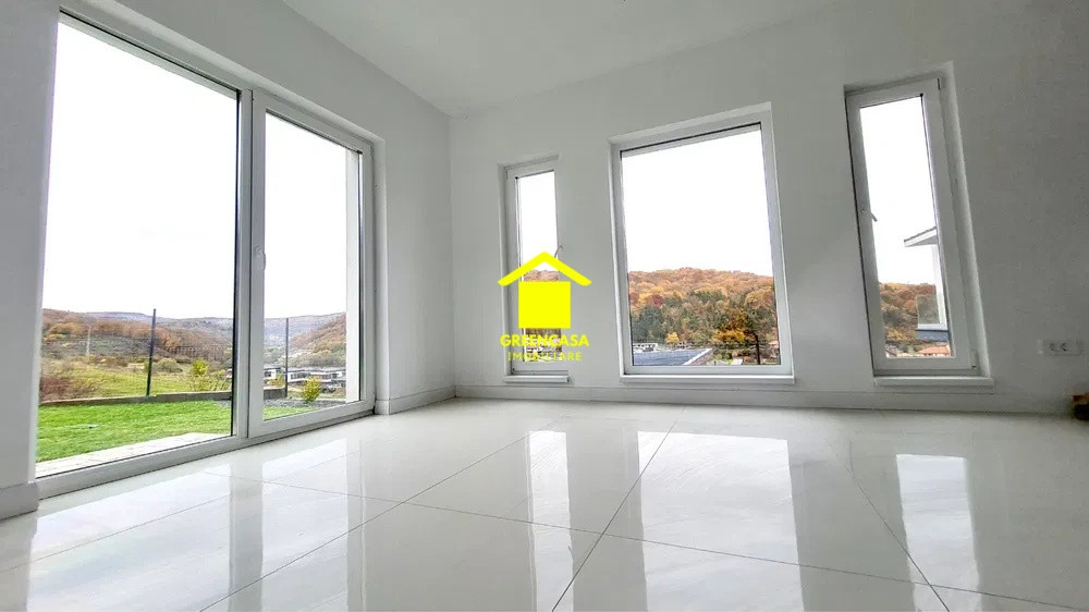Casa indiviuala ultramoderna, 4 camere, 430mp teren, zona Vivo