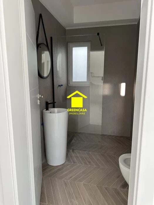 Casa indiviuala ultramoderna, 4 camere, 430mp teren, zona Vivo