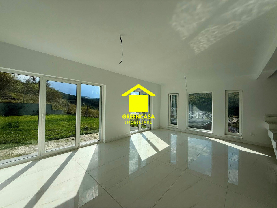 Casa indiviuala ultramoderna, 4 camere, 430mp teren, zona Vivo