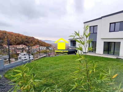 Casa indiviuala ultramoderna, 4 camere, 430mp teren, zona Vivo
