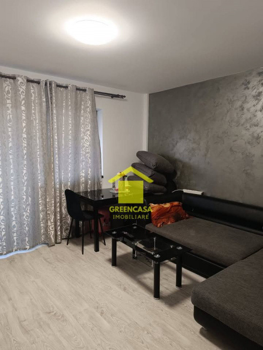 Apartament 2 camere, parcare, balcon, zona Stejarului, Floresti