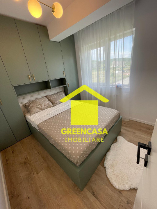 Apartament 2 camere, 43mp, balcon, parcare subterana, zona Terra, Floresti