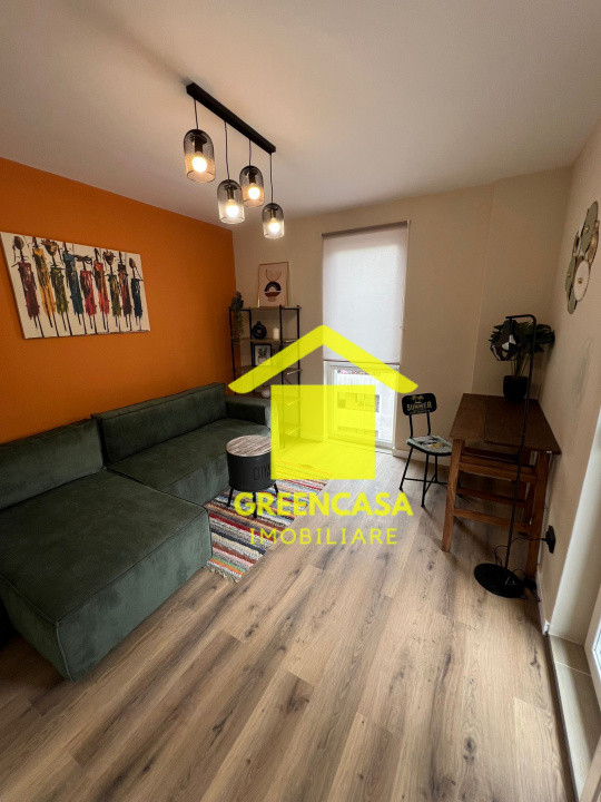 Nou pe piața ,Apartament de 3 camere la cheie.