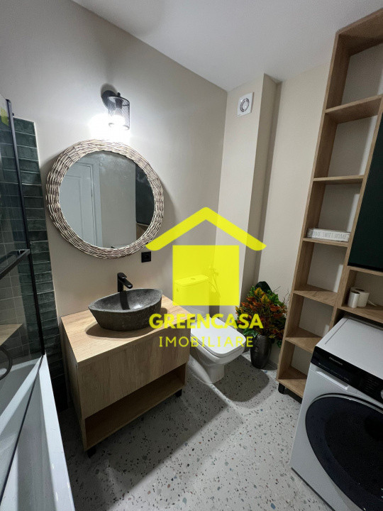 Nou pe piața ,Apartament de 3 camere la cheie.