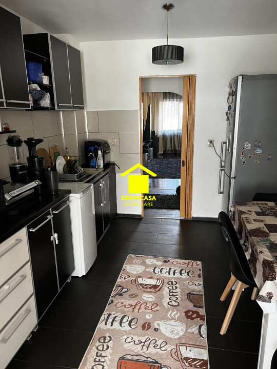 Apartament 3 camere decomandate, 65mp, terasa 21mp, balcon 5mp, Manastur