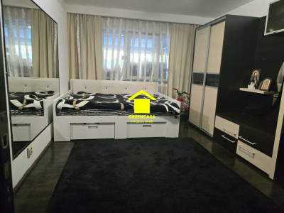 Apartament 3 camere decomandate, 65mp, terasa 21mp, balcon 5mp, Manastur