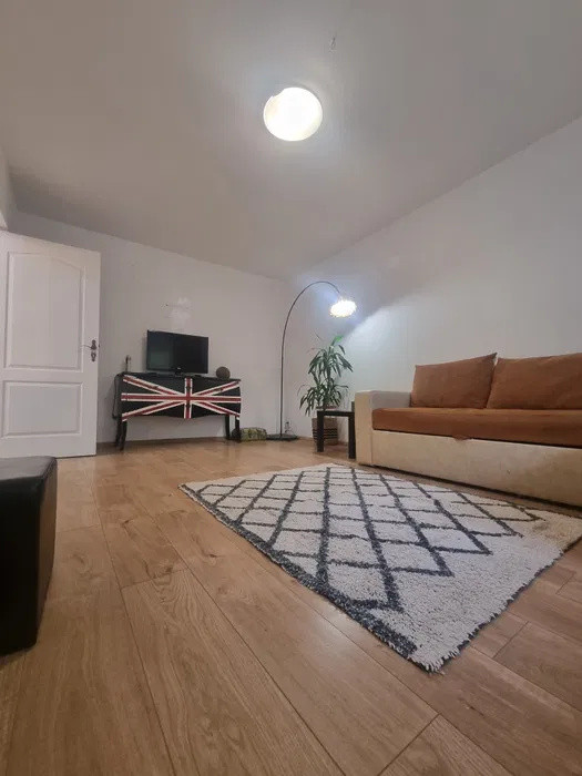 Apartament de 3 camere, 68 mp utili, Parter înalt, Mărăști, str. Aurel Vlaicu