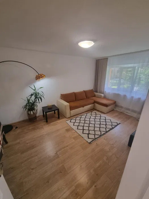 Apartament de 3 camere, 68 mp utili, Parter înalt, Mărăști, str. Aurel Vlaicu