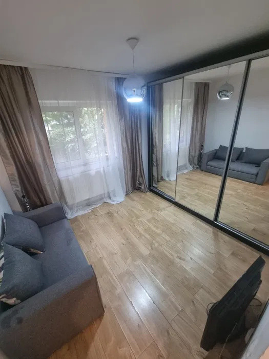 Apartament de 3 camere, 68 mp utili, Parter înalt, Mărăști, str. Aurel Vlaicu