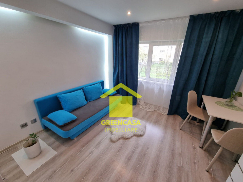 Garsoniera renovata, Plopilor