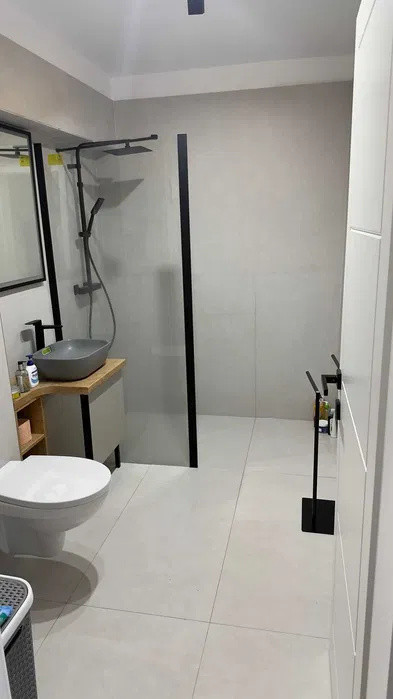 Apartament de 2 camere, etaj 3/5, strada Calea Baciului, Cluj
