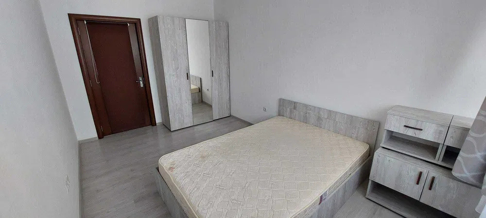 Apartament cu 3 camere (2 dormitoare), calea Baciului zona Petrom 66mp