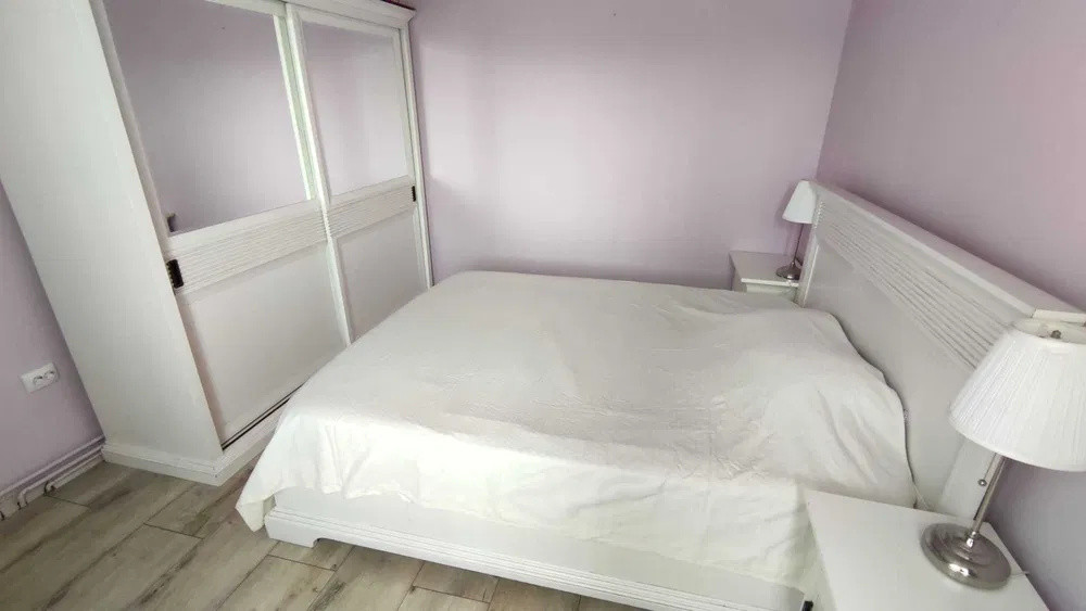Apartament 3 camere decomandate, 67 mp utili + 2 balcoane, Etaj 7/10 